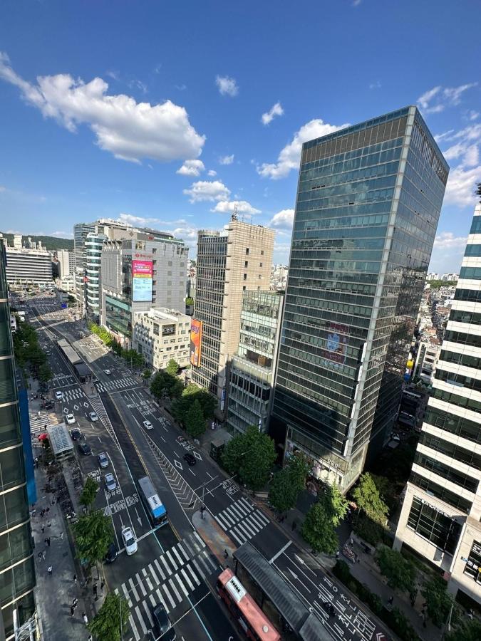 Hongdae Guesthouse 1Min From Hongik Uni Station Exit #1 Seoul Luaran gambar